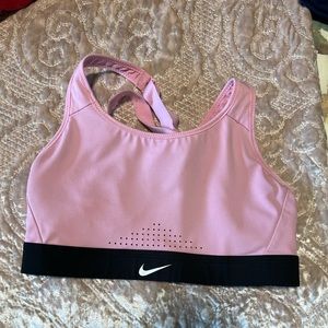 Small Nike sports bra, pinkish purple color